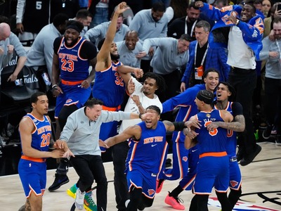 Basketbalisti New Yorku Knicks sa pokúsia stať sa prvým tímom po deviatich rokoch, ktorý obháji majstrovský titul v NBA. Nepatria však k hlavným kandidátom na prvenstvo, najväčšími favoritmi sú S