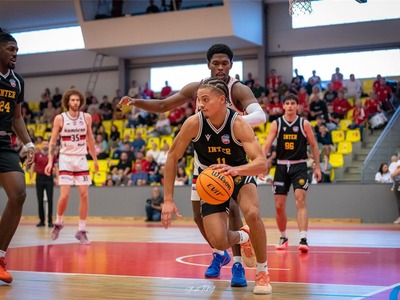 Basketbalisti Interu Basket vstupovali do nováčikovskej sezóny v Tipos Slovenskej basketbalovej lige (SBL) v pozícii vekovo najmladšieho družstva. „Žlto-čierni“ sa aj napriek tomu dokázali postaviť p