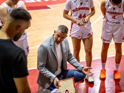 Fanúšikovia ženského basketbalu na Slovensku majú dnešný dátum vyznačený v kalendári červenou farbou. Začína sa nový ročník domácej najvyššej súťaže. V akcii si môžete užiť všetky tímy s výnimkou vic