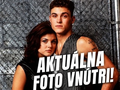 Nestratila nič zo svojho šarmu! Reč je o herečke Tiffani Thiessen (52), ktorá je mnohým Slovákom dobre známa vďaka účinkovaniu v kultovom seriáli Beverly Hills 90210. Od jeho nakrúcania už ubehli roky, avšak seriálová Valerie je stále rovnako krásna.