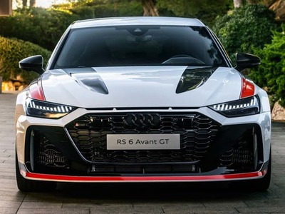 Aj keď sa automobilke Audi nedarí dohnať svojich dvoch najväčších nemeckých konkurentov v predajoch. Minimálne Audi Sport je spokojné.