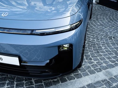 Slovenský trh začína postupne príjmať viacero nových automobiliek, ktoré pochádza ju z najľudnatejšej krajiny sveta.