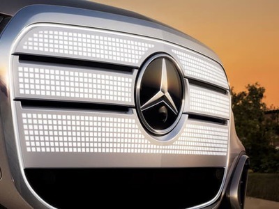 Mercedes Triedy GLC patrí k najobľúbenejším modelom značky. Nie je preto prekvapením, že Mercedes nič nenecháva na náhodu.