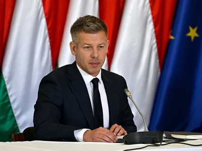 BUDAPEŠŤ – Nová maďarská vláda pod vedením premiéra Pétera Magyara pripravuje legislatívnu reformu, ktorá môže zásadne zmeniť daňový systém krajiny. Strana Tisza plánuje zaviesť novú daň z bohatstva zameranú na najmajetnejšie vrstvy obyvateľstva. Podľa vyjadrení vládnych predstaviteľov je cieľom tohto kroku nielen zníženie ekonomických nerovností, ale aj prehodnotenie dotácií a štátnych zákaziek z éry Viktora Orbána.