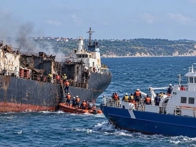 Drony zasiahli dve lode pri bulharskom čiernomorskom pobreží a jedna z nich sa po útoku potopila, oznámil v utorok ráno tamojší premiér Rumen ​Radev. Informujeme na základe správ agentúr Reuters a BTA.