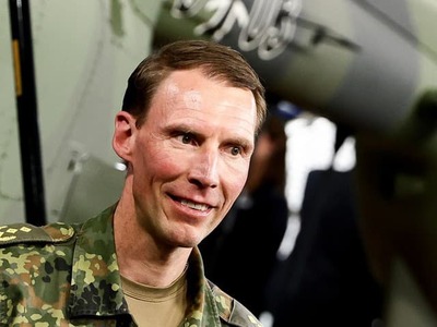 Európske krajiny musia výrazne zrýchliť posilňovanie obrany. Podľa predstaviteľov Nemecka existuje riziko, že Rusko by v najbližších rokoch mohlo disponovať schopnosťami na útok proti členskému štátu NATO.