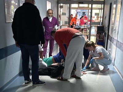V jednej z bratislavských nemocníc došlo k ďalšiemu incidentu. Dnes v ranných hodinách mal opitý pacient na urgentnom príjme napadnúť zdravotníka a ošetrovateľa.