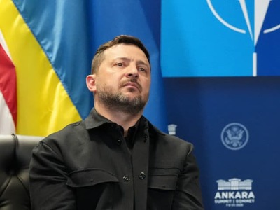 Ukrajina požiadala o mimoriadne zasadnutie Bezpečnostnej rady OSN (BR OSN) na pondelok 27. júla v nadväznosti na ruské útoky na lode v Čiernom mori. V stredu to oznámil úradujúci ukrajinský minister zahraničných vecí Andrij Sybiha. Informuje o tom agentúra DPA.