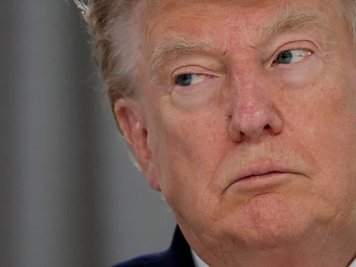 Dohoda medzi Spojenými štátmi a Iránom, ktorú podpísal prezident Donald Trump, vyvolala ostrú reakciu medzi republikánmi. Kritici tvrdia, že Teherán získal obrovské ústupky bez toho, aby sa vzdal svojich kľúčových ambícií, a varujú pred následkami pre bezpečnosť USA aj Blízkeho východu.