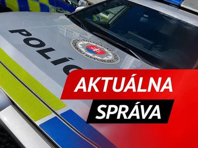 V bratislavskom Ružinove je od štvrtkového rána poriadne rušno. V jednom z bytov zasahuje väčšie množstvo policajných zložiek, pričom akcia súvisí s výrobou pornografie. Vyšetrovatelia aktuálne zaisťujú dôkazy.
