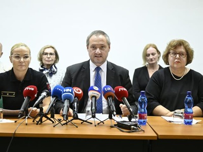 Štátna komisia pre voľby a kontrolu financovania politických strán potvrdila v nedeľu výsledky sobotňajších (24. 10.) spojených volieb do orgánov samosprávy obcí a do orgánov samosprávnych krajov.