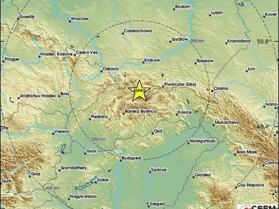 Slovensko zaznamenalo slabé zemetrasenie v oblasti neďaleko poľských hraníc. Seizmické údaje zverejnilo Európsko-stredomorské seizmologické centrum (EMSC). Otrasy mali magnitúdu 1,1 a ich ohnisko sa nachádzalo v hĺbke približne päť kilometrov.
