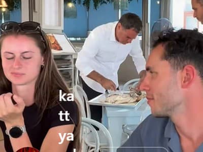 ATÉNY  – Dovolenkári si chceli vychutnať čerstvú rybu a počítali s tým, že za ňu zaplatia 60 eur. Keď však zistili skutočnú cenu, do smiechu im nebolo. Prehliadli totiž detail, ktorý ich večeru päťnásobne predražil. Nepríjemné prekvapenie zachytili vo videu, ktoré pobavilo používateľov sociálnych sietí.