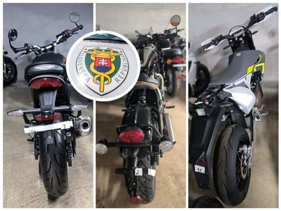 Hľadáte nový motocykel za výhodnú cenu? Finančná správa zverejnila dražbu troch motocyklov, ktoré poputujú novým majiteľom už budúci týždeň. Medzi ponúkanými strojmi sú dva prakticky nové modely značky Triumph s nulovým počtom najazdených kilometrov aj športová Husqvarna, ktorá si však bude vyžadovať menšie opravy.