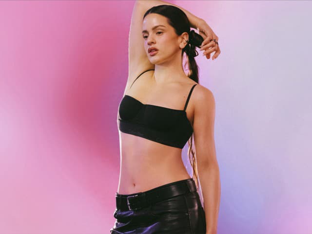 Jedna z najvýraznejších hviezd Rosalía: Hudobná ikona, ktorá inšpiruje mladých vlastnou cestou k úspechu