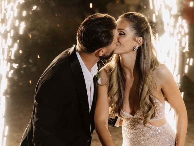 Hokejista Tomáš Tatar s manželkou ako z rozprávky: Pozrite, akú majú rozkošnú dcérku