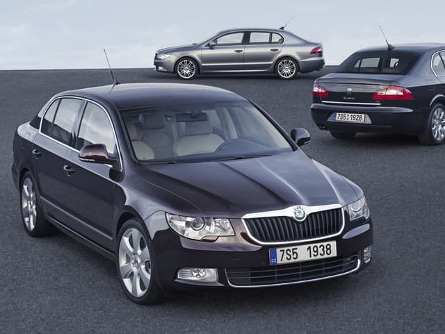 Škoda Superb oslavuje 25 rokov: Takto sa za tie roky zmenila! (foto)