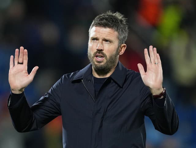 Carrick sa po hanebnom debakli United ospravedlnil fanúšikom: Som naozaj nahnevaný