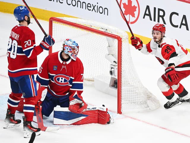 Také niečo NHL nezažila od roku 1993: Slafkovský si s Montrealom postupne kráča po Stanley Cup