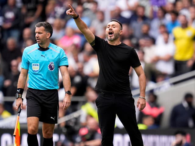 Dúbravkov šéf sa zastal De Zerbiho: Generálny riaditeľ Tottenhamu načrtol, čo sa deje v zákulisí