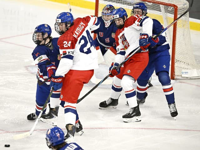 VIDEO Obrovské prekvapenie na úkor megafavorita! Českí mladíci sa postarali o veľkú senzáciu