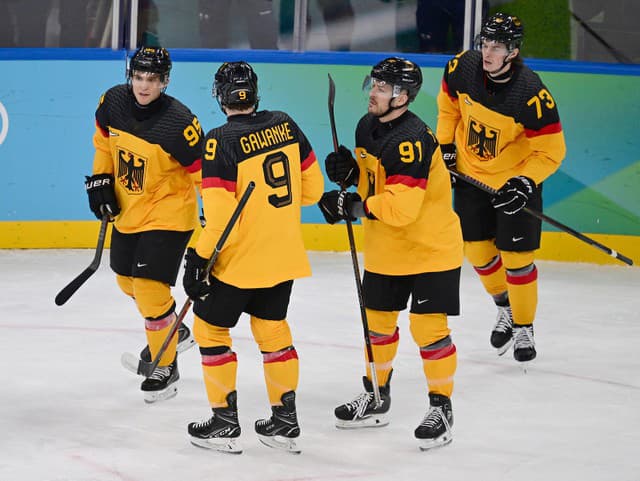 ZOH 2026 Debakel namiesto semifinále: Nemci reagujú na prehru, veľká kritika a pochvala pre Slovákov