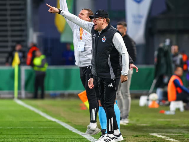 Dva póly belasého triumfu: Weiss ml. udrel vpredu, Bajrič čaroval na bránkovej čiare!