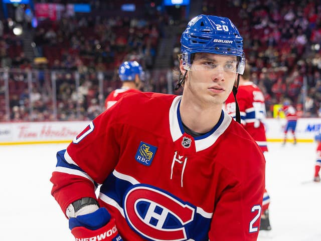 VIDEO Slafkovský nebodoval pri prehre Canadiens, Fehérváry bol pri debakli Capitals v Minnesote