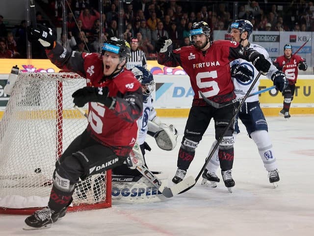 Plzeň ju už mala doslova na lopate: Sparta Praha dokonala senzačný obrat a postupuje