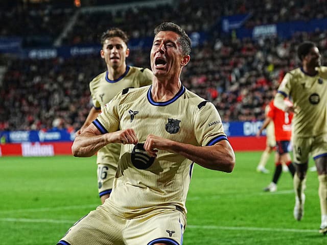 Nečakaný záujemca v bitke o Lewandowského: V kádri má troch Poliakov a vo vitríne 31 titulov