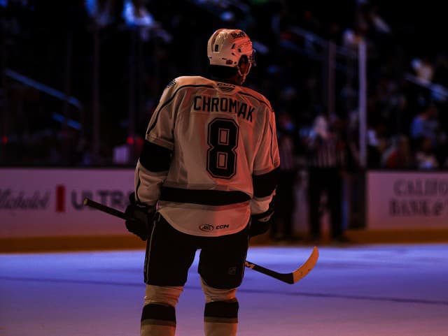 VIDEO Chromiak pýta miesto v NHL! Strelil dva góly a stal sa prvou hviezdou, skóroval aj Mešár