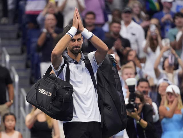 VIDEO Šok hneď v prvý hrací deň: Djokovič končí na US Open po päťsetovej bitke!