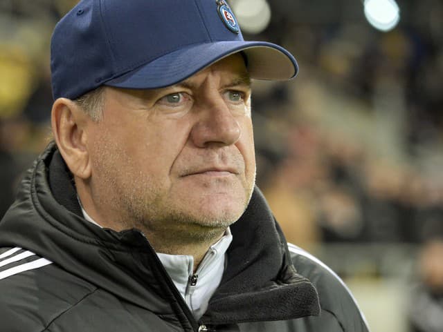 Slovan prekvapenie nedopustil a zvýšil náskok na čele, Košice s hladkým triumfom proti Trenčínu