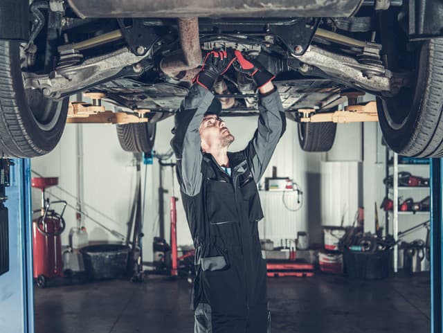 Šokujúce odhalenie o jazdenkách na Slovensku: Stočené o 290-tisíc kilometrov, 16 majiteľov či Audi s 26 nehodami!