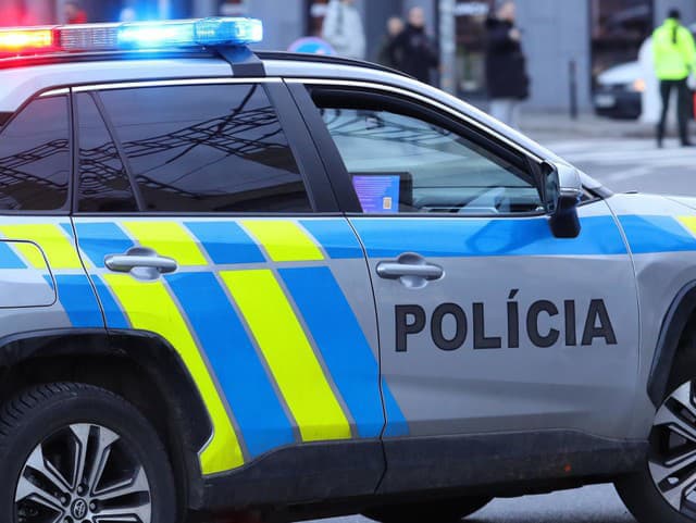 Škandál na východe! Policajti ponúkli dievčaťu odvoz z diskotéky: Všetko sa malo zvrtnúť, žena si natočila VIDEO
