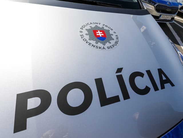 Smrť policajtky pri Prievidzi vyvolala rozruch: Mikulec tvrdí, že išlo o samovraždu, polícia sa ohradila