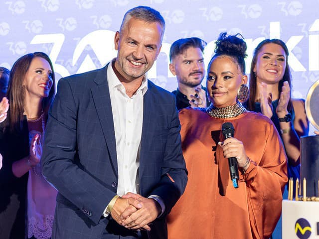 Riaditeľom sa nenarodil! Peter Gažík začínal v Markíze ako redaktor: Takto vyzeral pred 22 rokmi