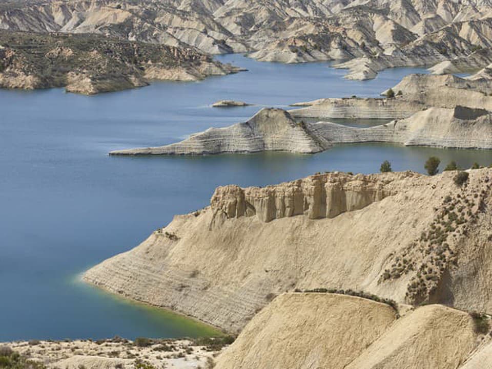 Španielski archeológovia objavili v Gibraltárskom zálive desiatky vrakov
