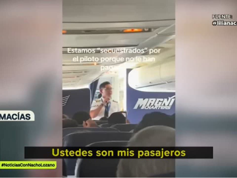 Pilot zadržal lietadlo plné cestujúcich: Zamestnávateľ mu vraj dlží päť mesačných výplat