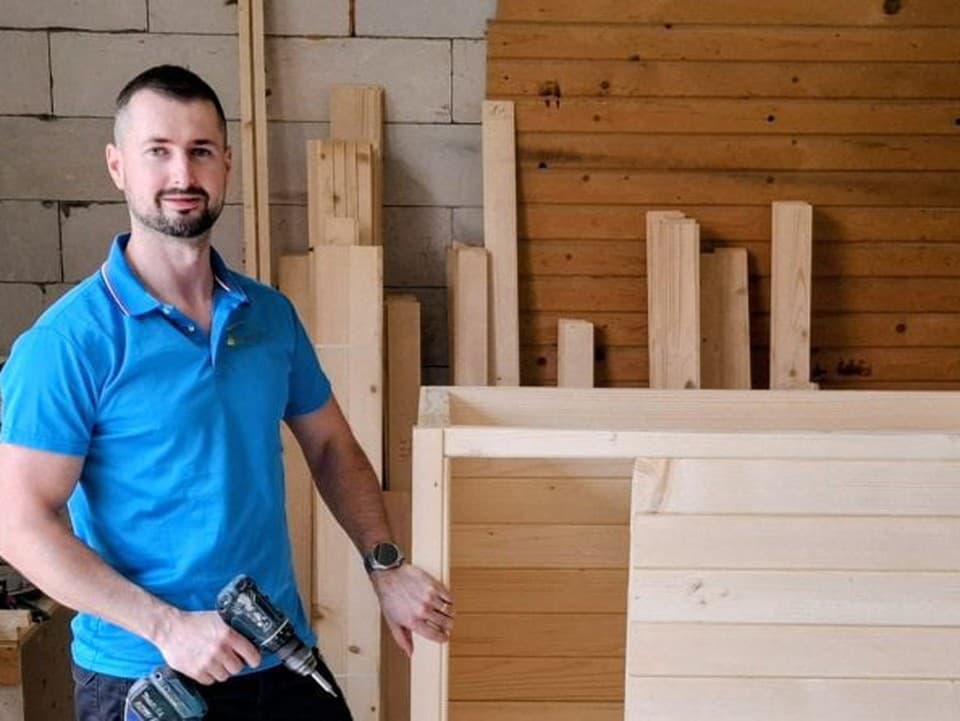 Unikátne psie búdy z Oravy: Marek ich robí na mieru, môžu mať vyhrievanie aj chladenie