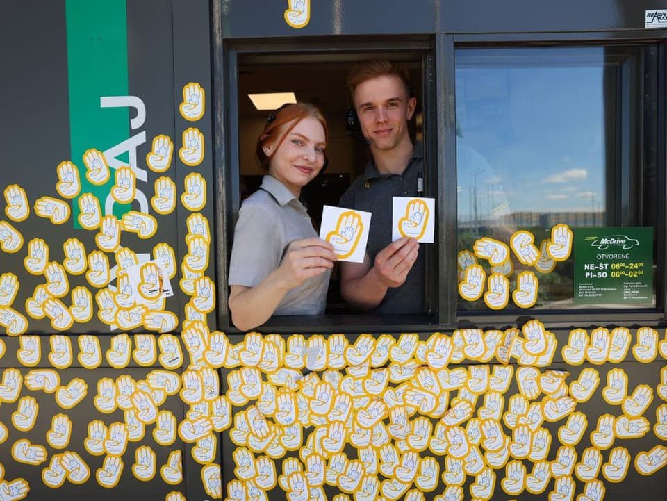 Na Slovensku vznikne prvý Ronald McDonald House: Jeho výstavbu môžete podporiť aj vy kúpou samolepky ručičky