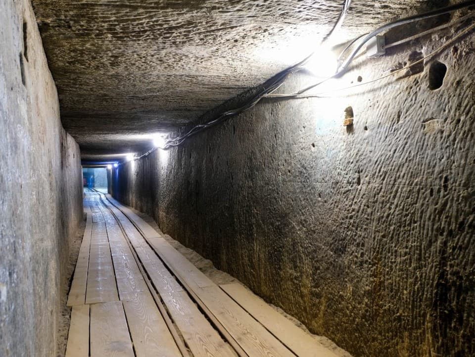 URBEX Pod kancelárskou budovou sa ukrýva desivé tajomstvo: Nečakaný nález aj zabudnutý kryt civilnej ochrany