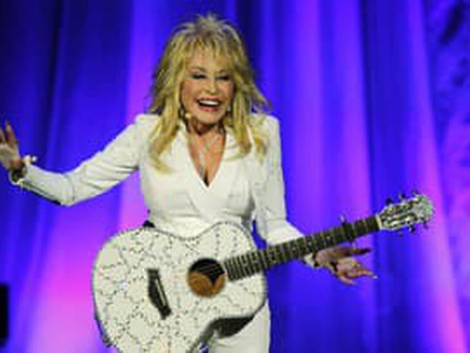 Zomrela Dolly Parton. Country legenda, ktorá napísala hity Jolene aj I Will Always Love You, mala 80 rokov