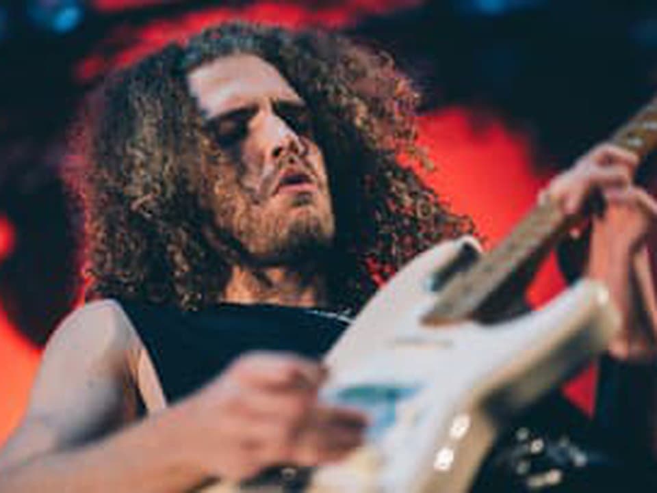 Dávid Bílek v Banskej Bystrici odštartoval turné Gitarová Show 2026. Lepší začiatok si vysnívať nemohol