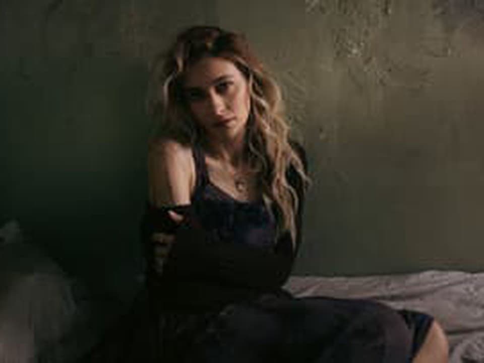 Paris Jackson si vybrala gitary namiesto popového trónu. Hľadanie vlastného hlasu jej pristane