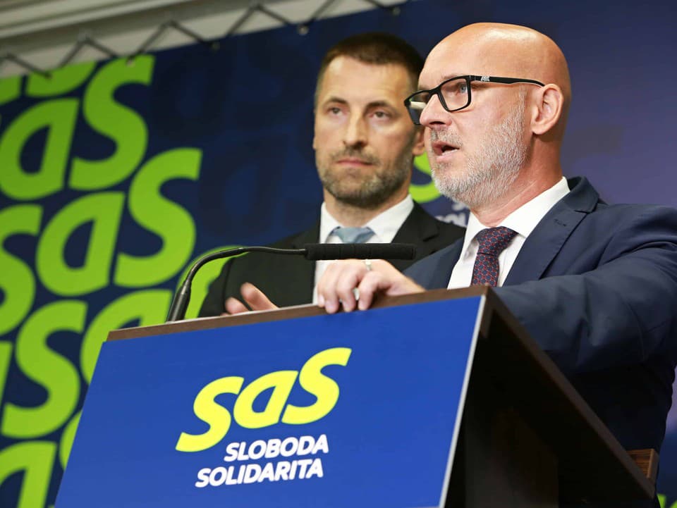 Chaos v energopomoci: Opoziční poslanci varujú pred tisíckami domácností bez nároku, chcú mimoriadnu schôdzu!