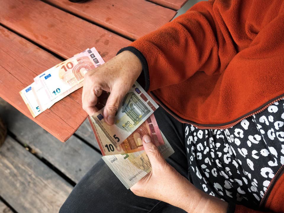 Dôchodok 1000 alebo 2000 eur? Pozrite sa, aké penzie dostáva väčšina seniorov!