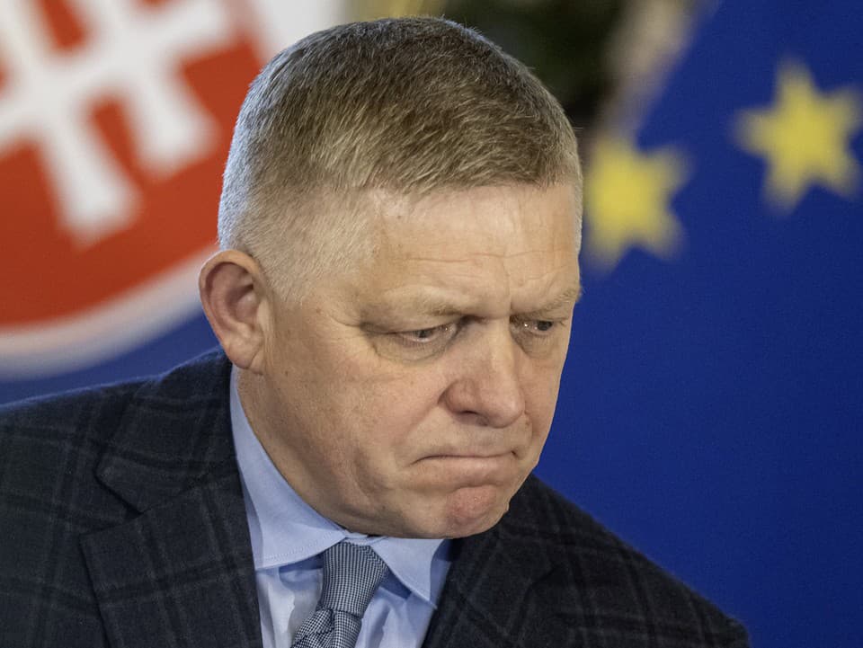 Nafta za tri eurá? Fico viní z vysokých cien vojny, ropné spoločnosti aj EÚ. Žiada spoločné európske riešenie