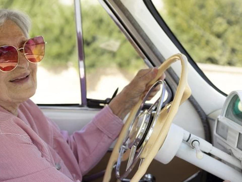 Pozor, ostrá jazda plný smiechu! Auto-moto vtipy pobavia každého vodiča