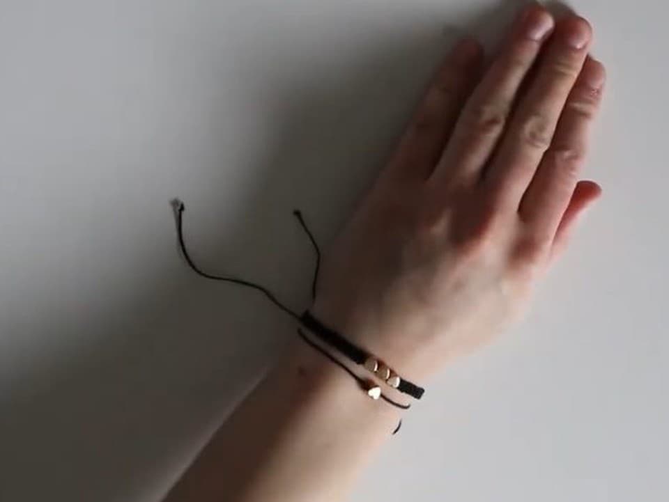 VIDEOTIP Vytvorte si šperk, na ktorý sa nebudete vedieť vynadívať: Originálny Shamballa náramok